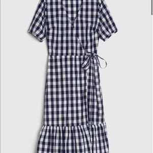 NWT L GAP Dress
